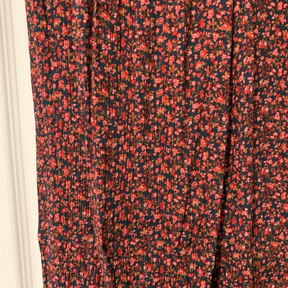 American Eagle pink and red tie front paperbag waist flowy pants - Picture 3 of 9